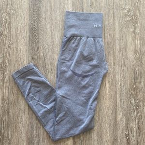 NVGTN contour grey leggings